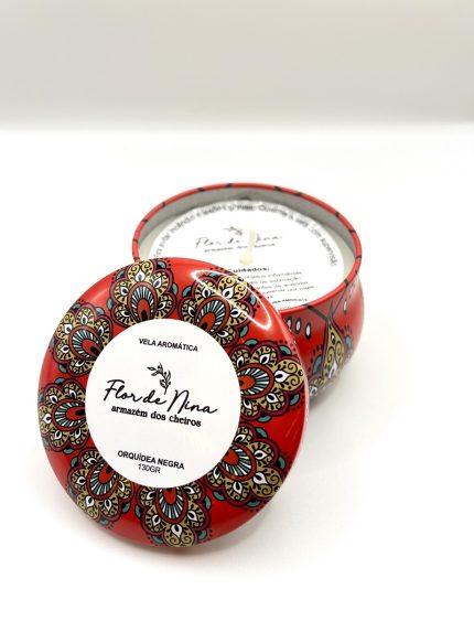 Vela-lata-orquidea-negra